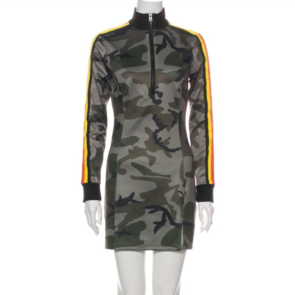 New REVOLVE Pam & Gela Camo/Camouflage Track Dress w/Racing Stripes Sz Small - Picture 5 of 7